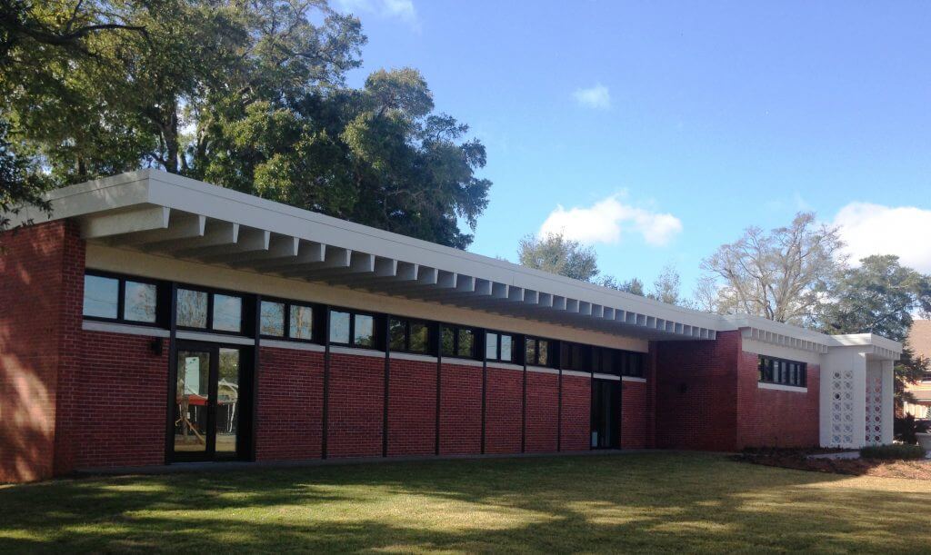 Financial Management and Investment Corporation Office Building exterior